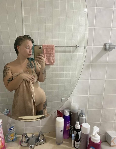 Photo nue de fuite OnlyFans de Ghostiiexo