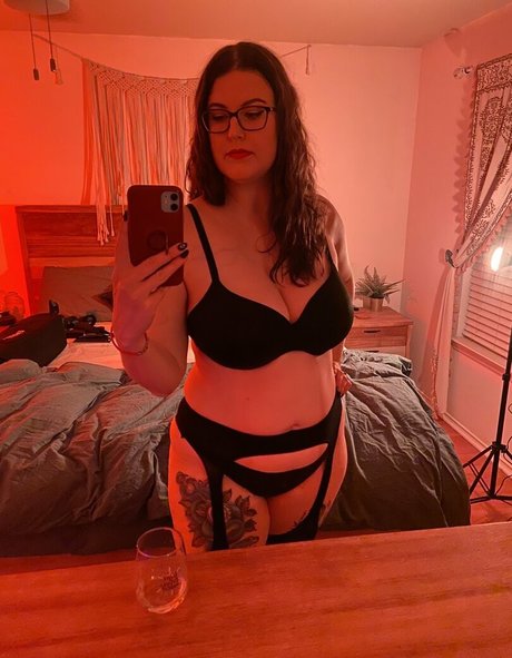 Photo nue de fuite OnlyFans de Ms Eldritch