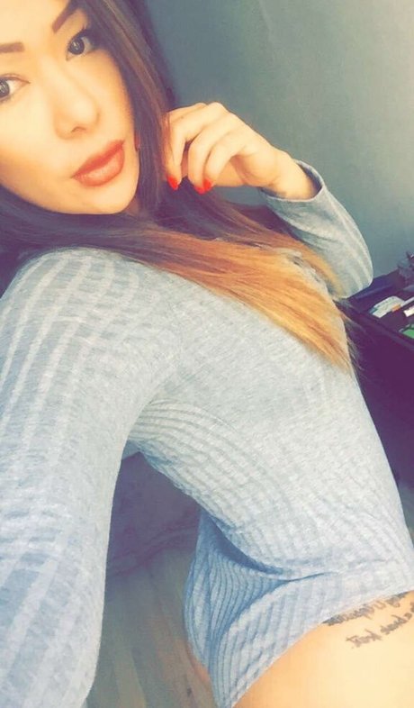 Photo nue de fuite OnlyFans de Angelinaseduction