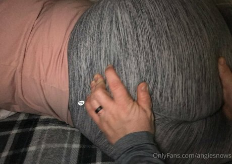 Photo nue de fuite OnlyFans de Angiesnows