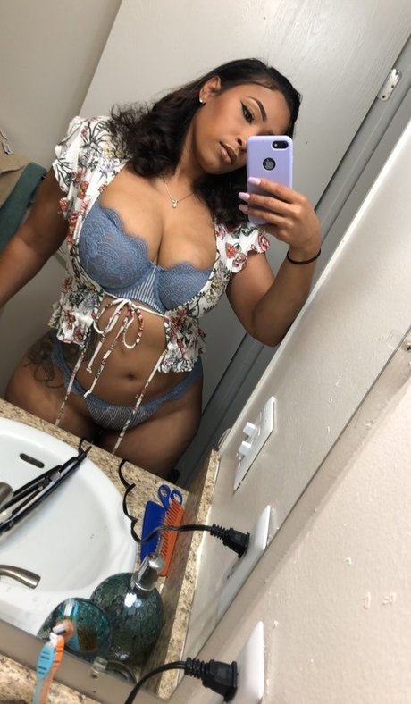 Photo nue de fuite OnlyFans de Robyn Banks