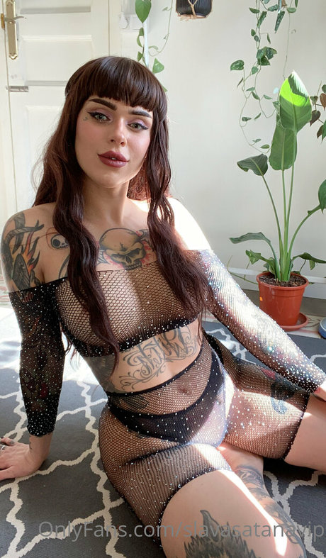 Photo nue de fuite OnlyFans de Slavasatanavip