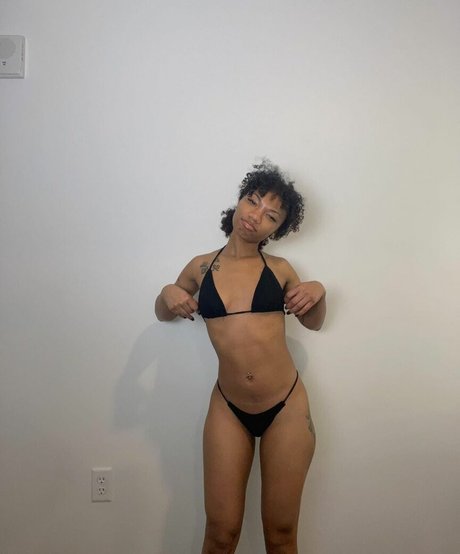 Photo nue de fuite OnlyFans de Curlyfryk