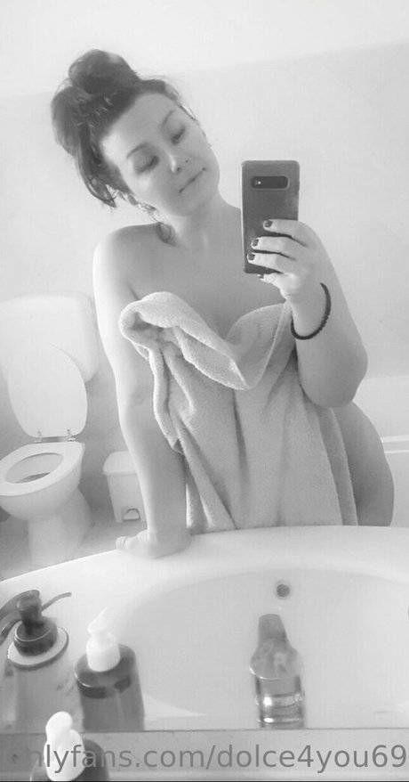 Photo nue de fuite OnlyFans de Dolce4you69free