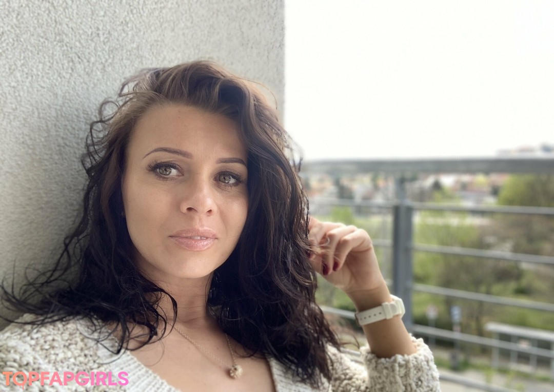 Photo nue de fuite OnlyFans de Vickyloveporn #50 Photo nue de fuite OnlyFans de Vickyloveporn #50