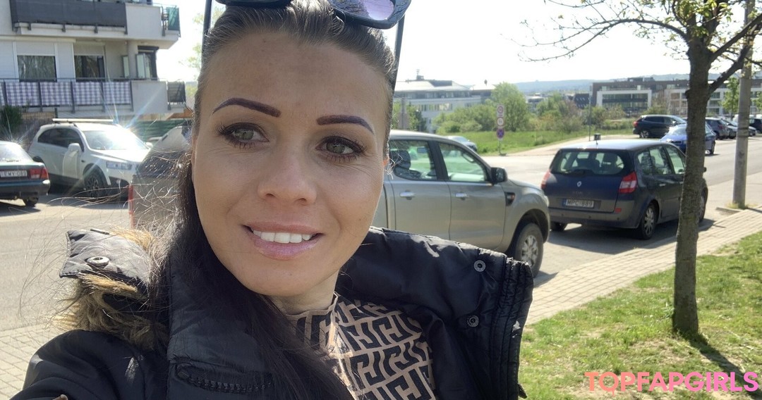 Photo nue de fuite OnlyFans de Vickyloveporn #74 Photo nue de fuite OnlyFans de Vickyloveporn #74
