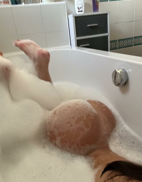 Photo nue de fuite OnlyFans de Petite Gaby