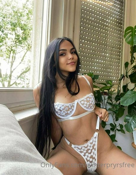Photo nue de fuite OnlyFans de Winterpryrsfree