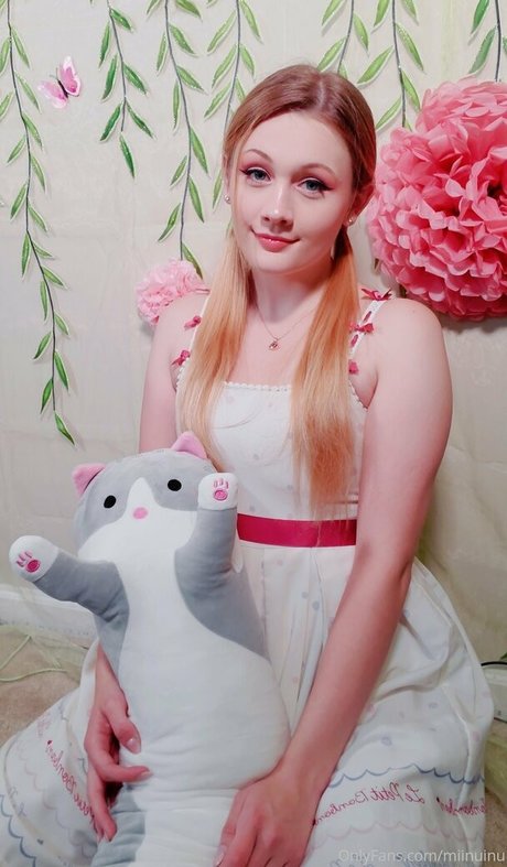 Photo nue de fuite OnlyFans de Miinuinu
