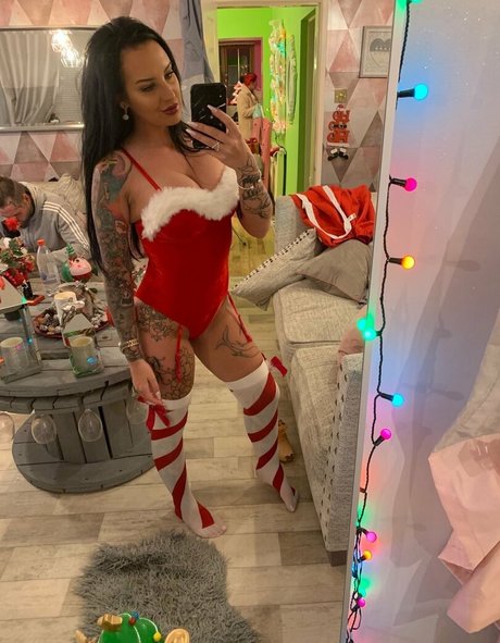 Naughtyinkedwhore