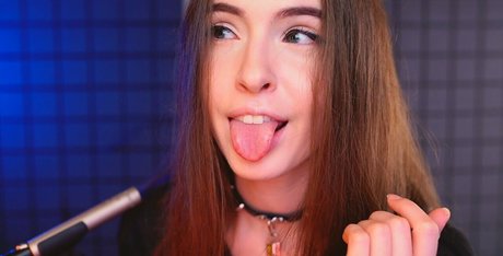 Photo nue de fuite OnlyFans de Tangerin