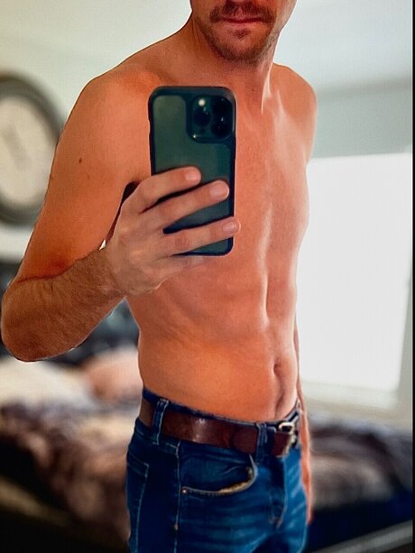 Photo nue de fuite OnlyFans de The Midwest Daddy