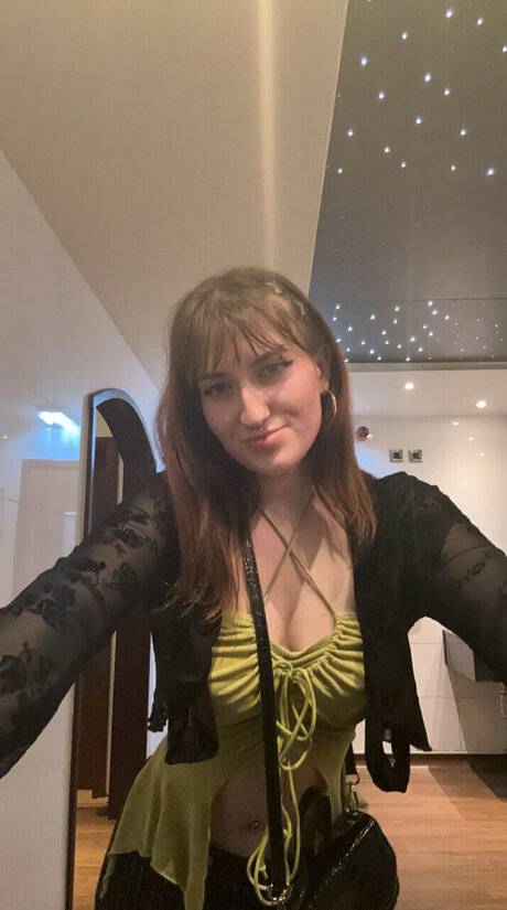 Photo nue de fuite OnlyFans de Monica