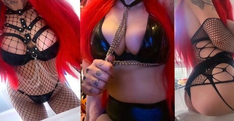 Photo nue de fuite OnlyFans de Firefly Red