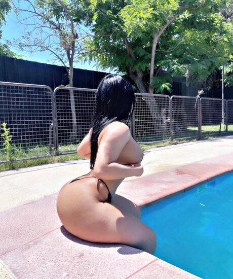 Photo nue de fuite OnlyFans de Shula Hot