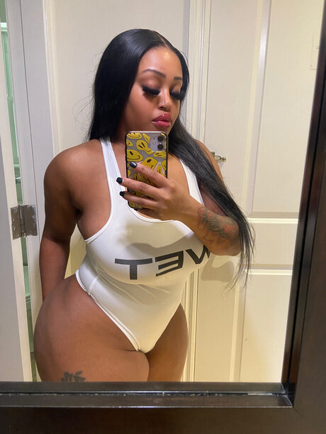 Photo nue de fuite OnlyFans de Mscaraamel 