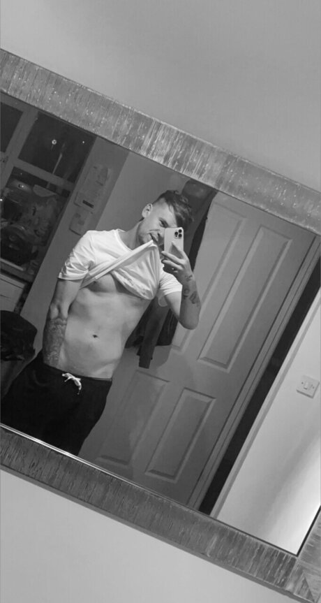Photo nue de fuite OnlyFans de Joshdav21