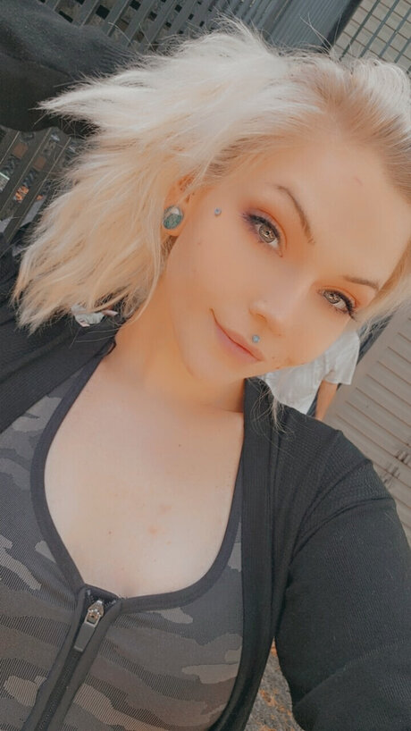 Photo nue de fuite OnlyFans de Kitten