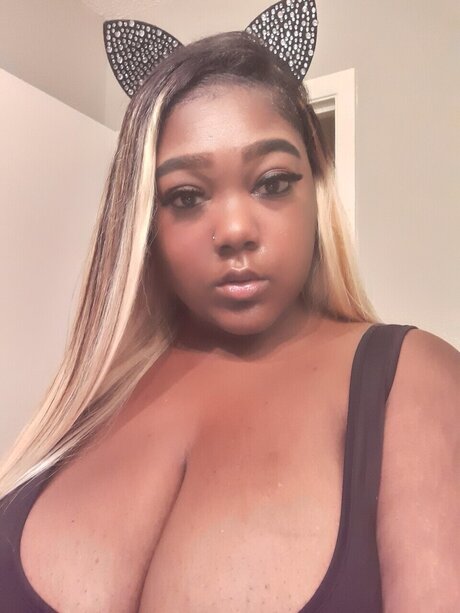 Photo nue de fuite OnlyFans de Pretty Doll