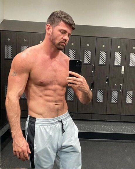 Photo nue de fuite OnlyFans de Jason