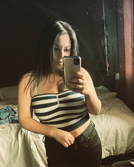 Photo nue de fuite OnlyFans de Molly