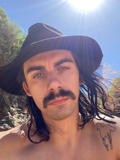 Photo nue de fuite OnlyFans de Logan Mercer