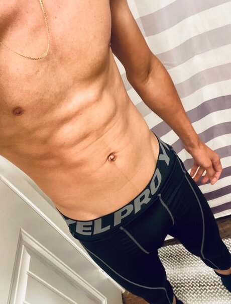 Photo nue de fuite OnlyFans de 90sbaby