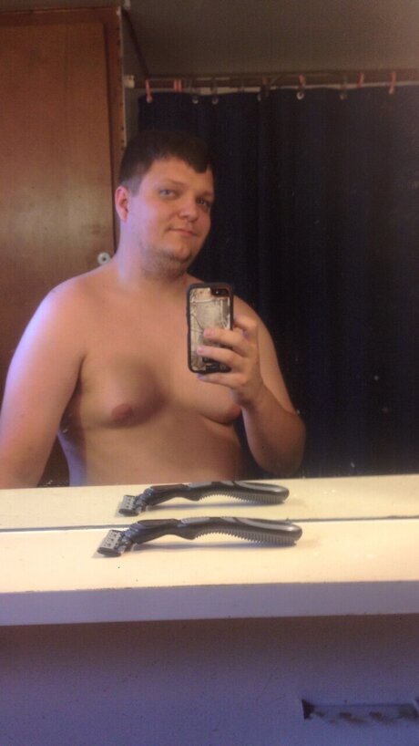 Photo nue de fuite OnlyFans de Bobby