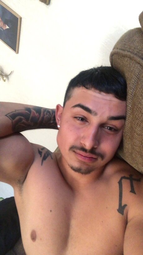 Photo nue de fuite OnlyFans de Moses Bustamante