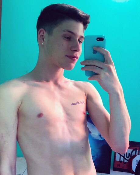 Photo nue de fuite OnlyFans de Lucas Pasquali