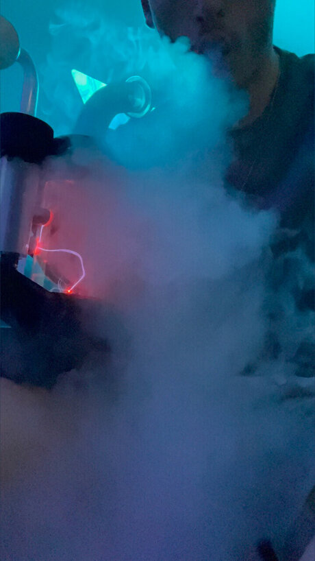 Cloudblowinjerk