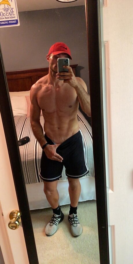 Photo nue de fuite OnlyFans de Adam Pursley