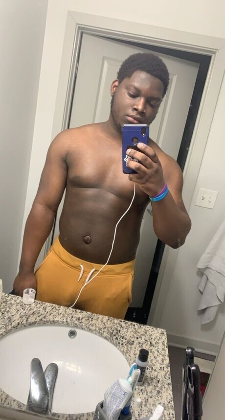 Photo nue de fuite OnlyFans de Trefore