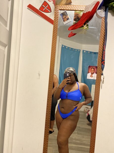Photo nue de fuite OnlyFans de Thickqueen