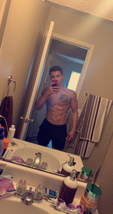 Photo nue de fuite OnlyFans de Jonathan