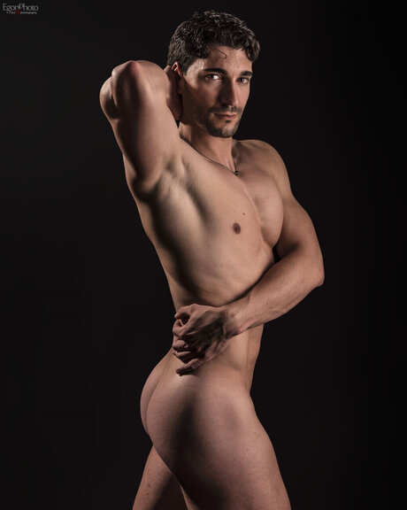 Photo nue de fuite OnlyFans de Vicente93