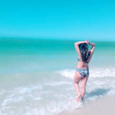 Photo nue de fuite OnlyFans de Roxana Roma
