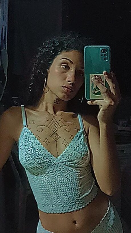 Photo nue de fuite OnlyFans de Cristalfrenesi