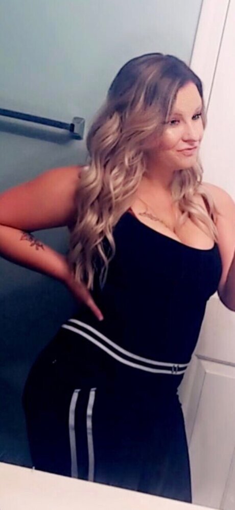 Photo nue de fuite OnlyFans de Nikki