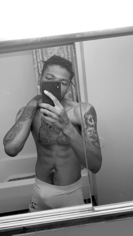 Photo nue de fuite OnlyFans de Tyeshawn