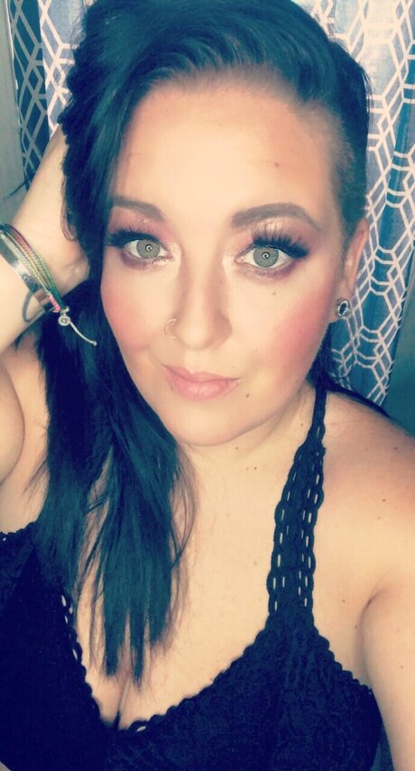 Photo nue de fuite OnlyFans de Jenn