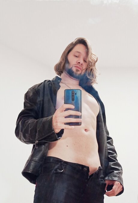 Photo nue de fuite OnlyFans de Maxi
