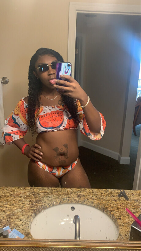 Photo nue de fuite OnlyFans de Mskethatbaby