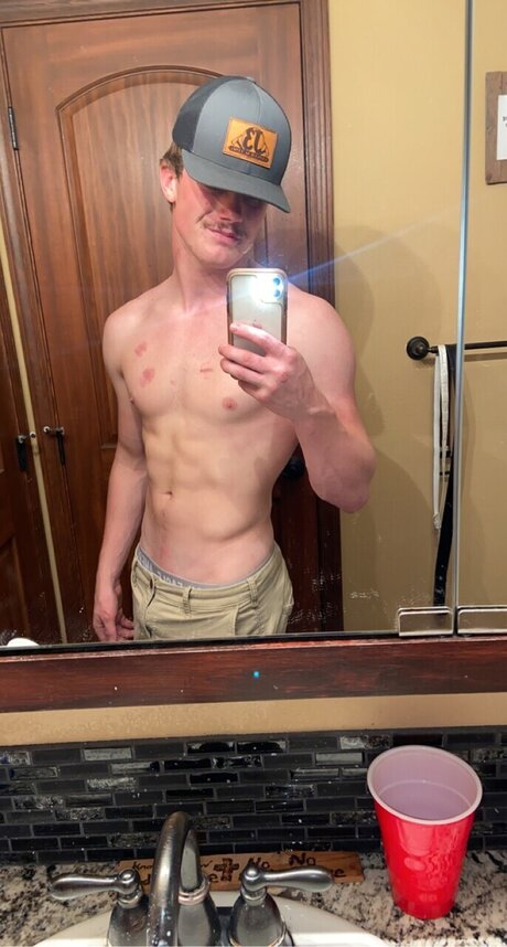 Photo nue de fuite OnlyFans de Kyle Kent