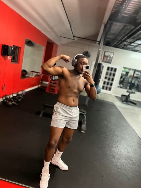 Photo nue de fuite OnlyFans de Aiyden Moore