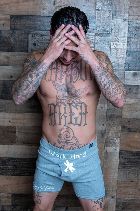 Photo nue de fuite OnlyFans de Richard Ibarra