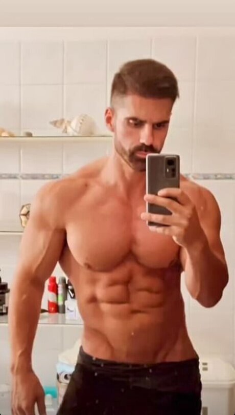 Photo nue de fuite OnlyFans de Joaocaneco