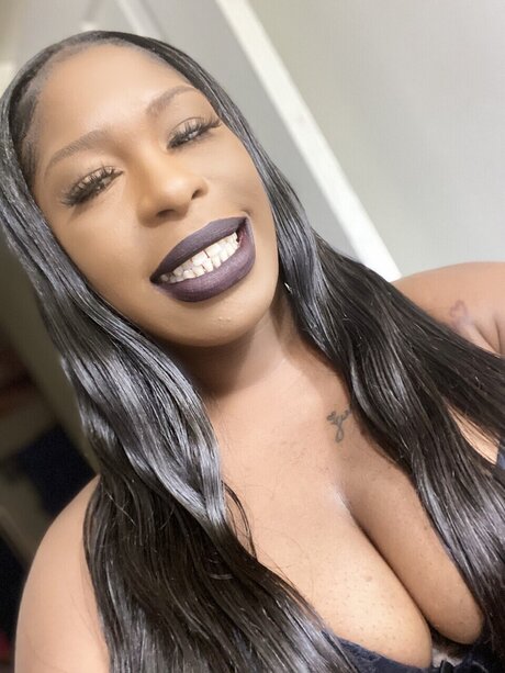 Photo nue de fuite OnlyFans de Buffysaintmarie