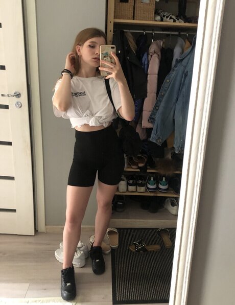 Photo nue de fuite OnlyFans de Polly