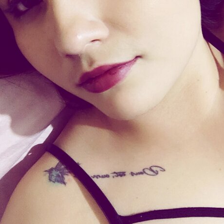 Photo nue de fuite OnlyFans de Honey Bunny